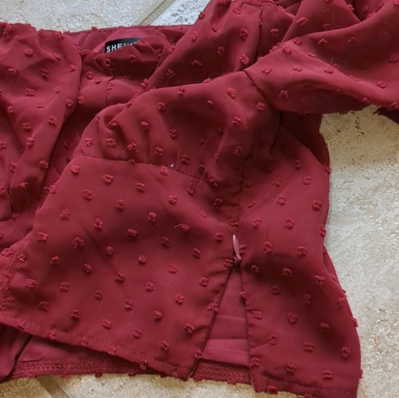 Burgundy Puff Sleeve Crop Top - Picture 3 of 4